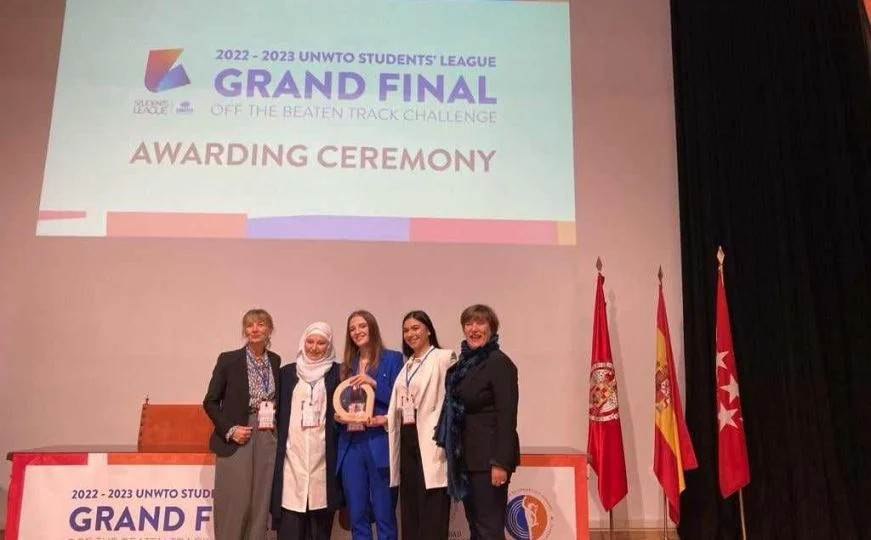 Veliki uspjeh srednjoškolki iz Travnika i studentica iz Konjica na svjetskom takmičenju u Madridu