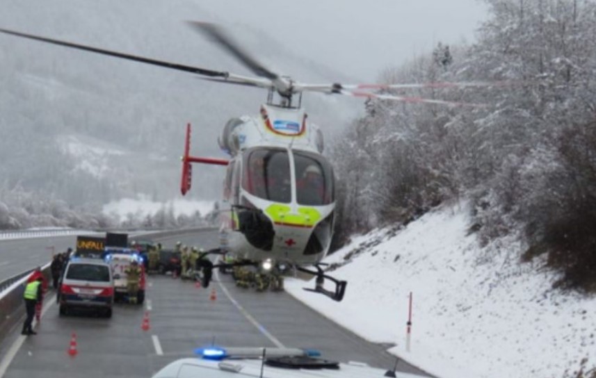 Vozač iz BiH ušao u traku za hitne slučajeve i udario 14-godišnje dijete