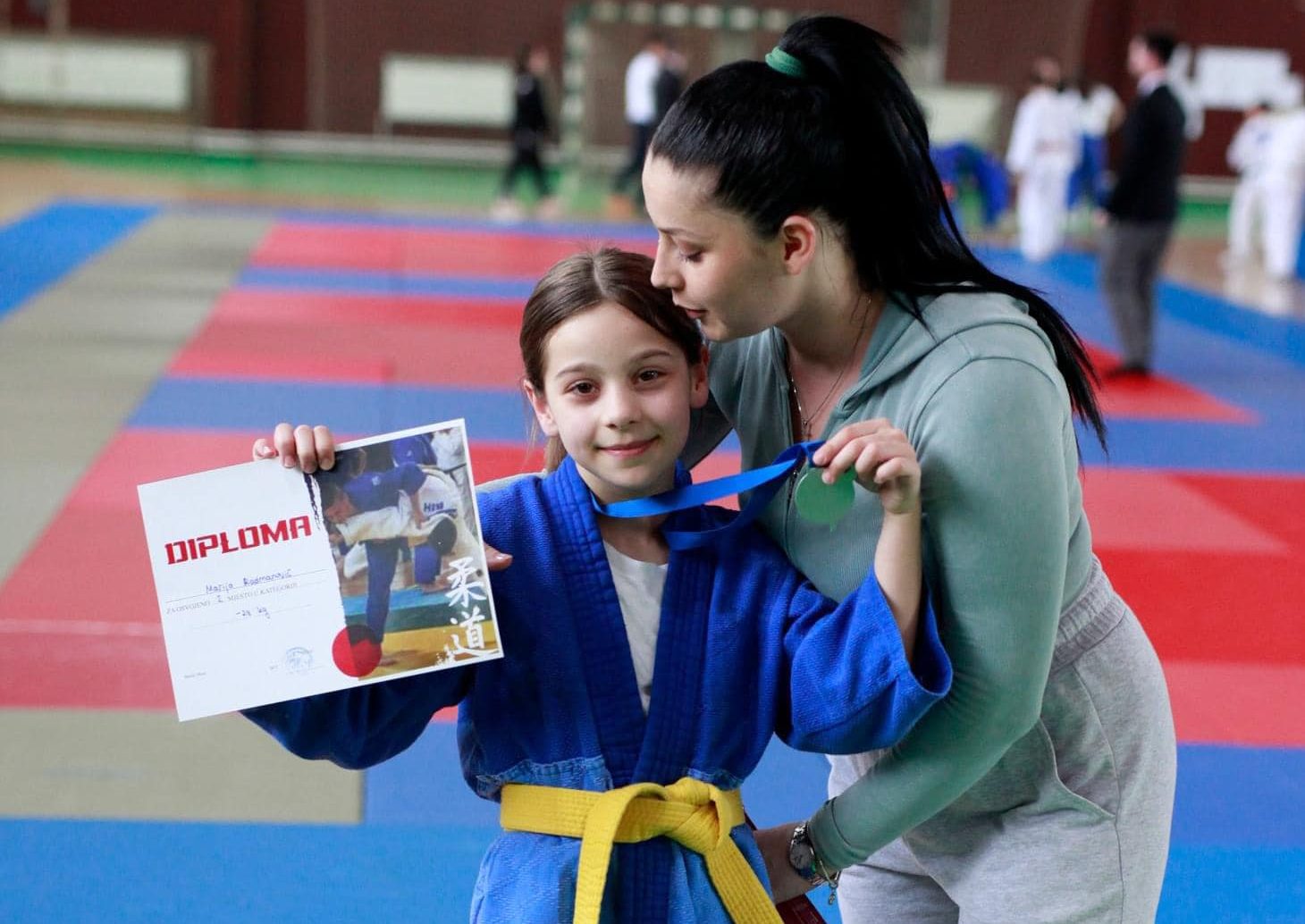 BRAVO Preko tri stotine djece na judo kupu u Sanskom Mostu